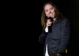 TIM MINCHIN W/ WASO @ Kings Park & Botanic Garden gets 8.5/10