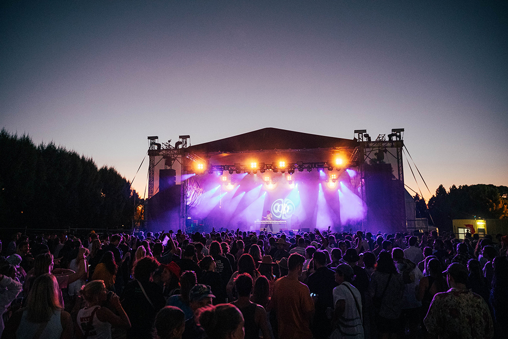 Review: Falls Festival 2023 at Fremantle Park – X-Press Magazine –  Entertainment in Perth